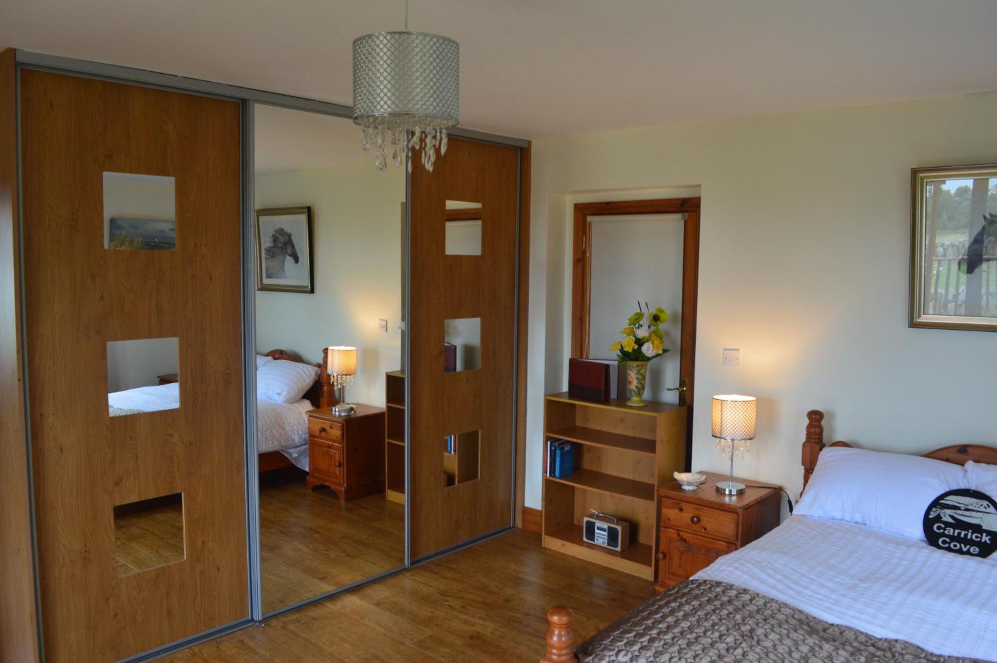 Carrick Cove Self Contained Accomodation With Private Decking 安纳隆 外观 照片
