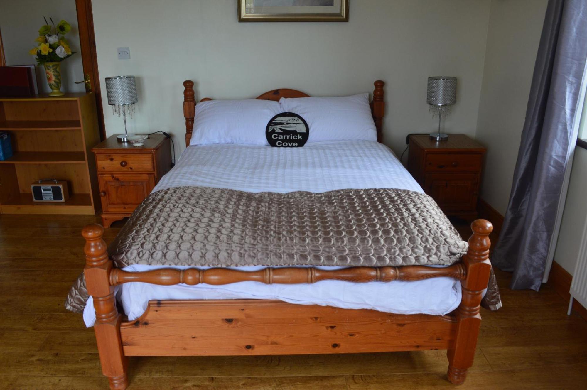 Carrick Cove Self Contained Accomodation With Private Decking 安纳隆 外观 照片